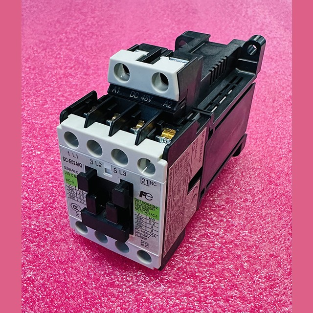 Контактор 3P 1NC 48VDC SC-E02A/G SE09AAG-C Fuji Electric