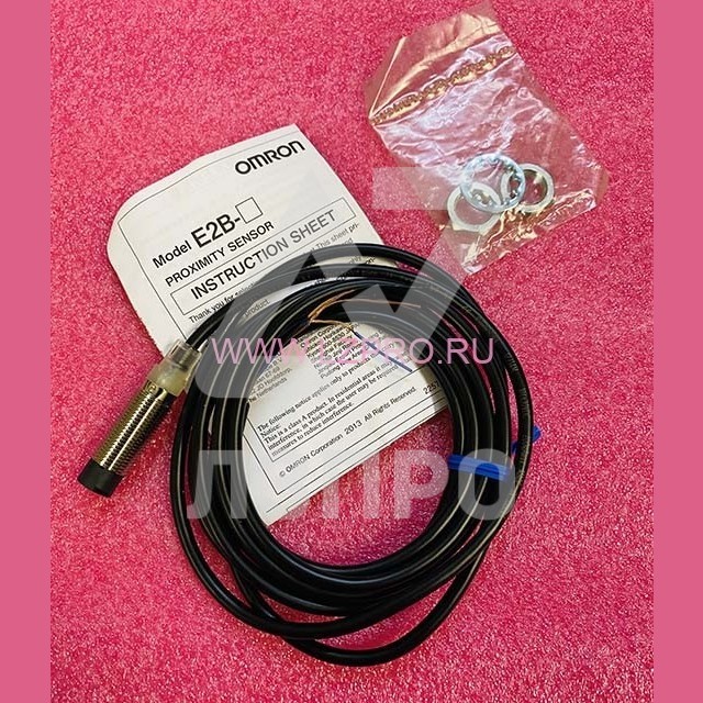 Датчик сенсорный 10-30 VDC кабель 2 м PNP NO E2B-M12KN05-WP-B1